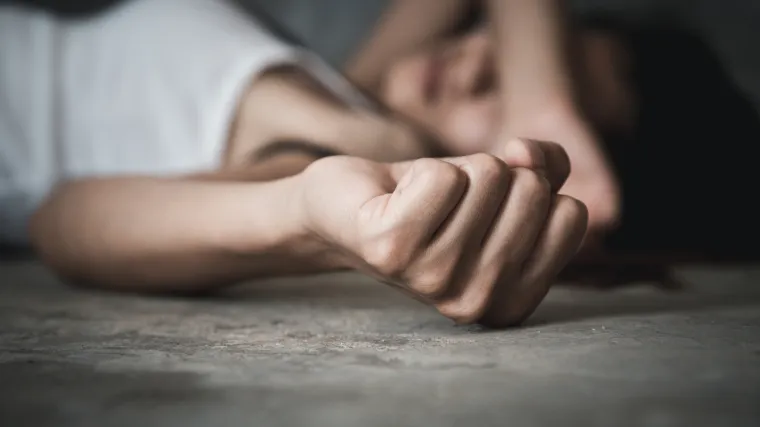 Nakon prekida s njezinim sinom, tinejdžericu fizički napala njegova 40-godi&scaron;nja majka: 'Rekla je da će me srediti'