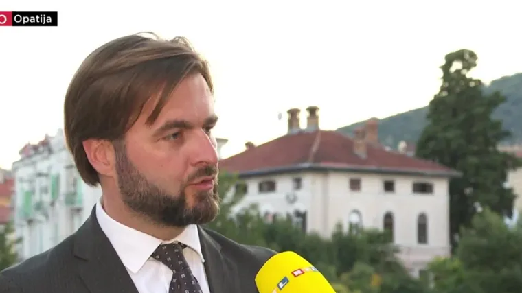 Ćorić za RTL: 'Iz EU fondova idućih 10 godina imamo 20 milijardi eura. Nadam se da ćemo uspjeti potro&scaron;iti sav taj novac'