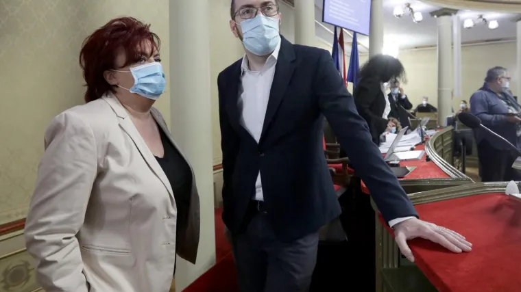 Toma&scaron;ević frustriran i ljut: 'Sve na&scaron;e u&scaron;tede oti&scaron;le su na financijske kosture iz ormara koji i dalje stižu na naplatu'