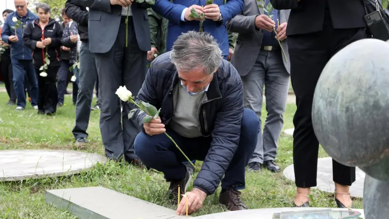 Pupovac na obilježavanju žrtava dječjeg usta&scaron;kog logora: 'Ljudi su veći od zla, spasili su mnogu djecu u Sisku'