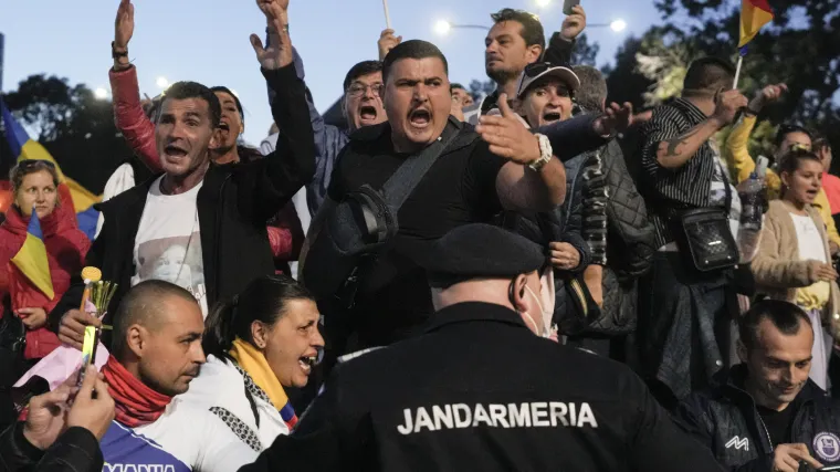 Rumunji na ulicama unatoč rekordnom broju zaraženih, protive se mjerama i cjepivu: 'Ne želimo biti zamorci'