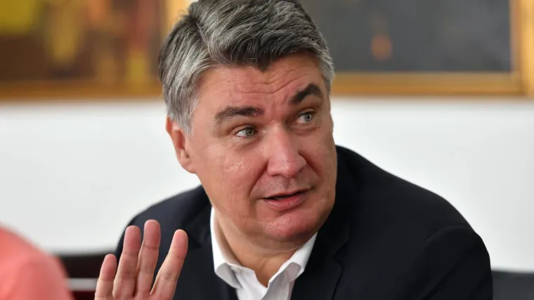 Rekao da je 'svatko donio svoju odluku i živi za sebe', pa uživao u vinu