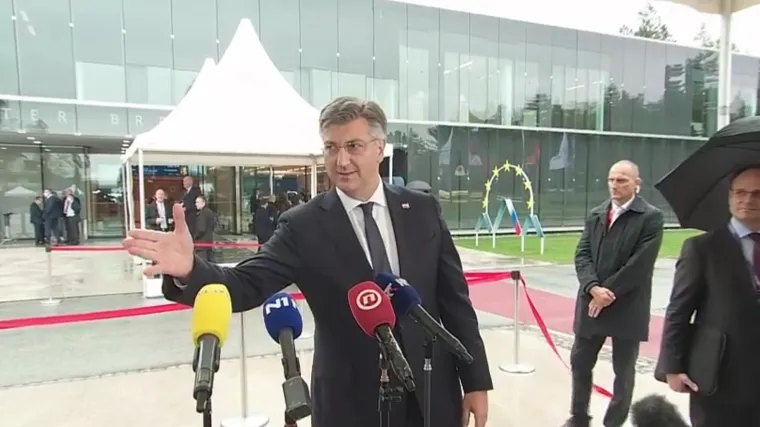 Plenković o sastanku s Vučićem: 'Rekao je da zna za problem negiranja hrvatskog jezika. Milanović i covid? On tu nije bitan'