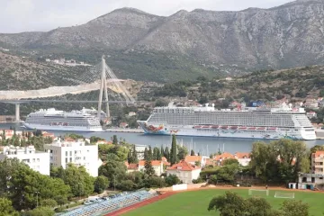 Dobra slika dubrovačke posezone: U jednom danu uplovila tri kruzera u gru&scaron;ku luku