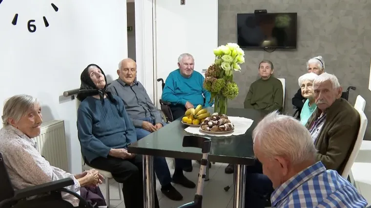 Novi Zakon o socijalnoj skrbi vodi k ukidanju obiteljskih domova za starije: Najmanje 7 tisuća starijih osoba ostat će na cesti