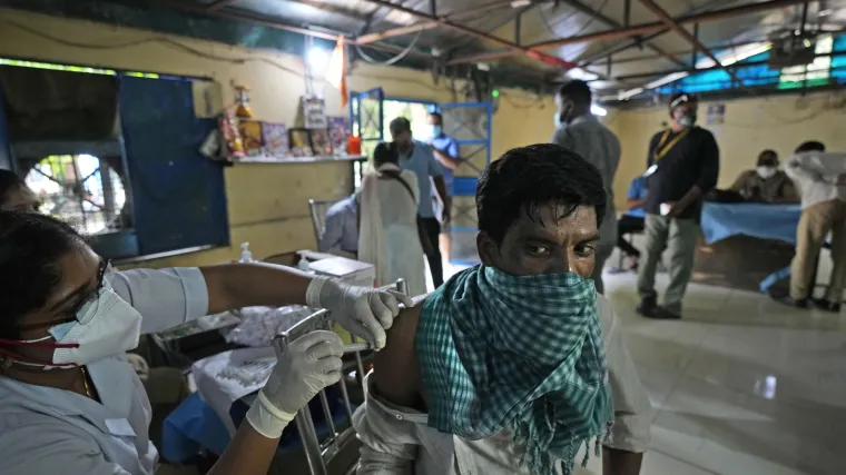 Namjeravaju cijepiti sve građane do 2022.: U tome im pomažu dronovi koji prevoze cjepivo