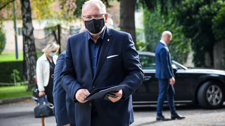 Božinović o premlaćivanju migranata na granici: 'Utvrđeno je da se radi o policajcima'