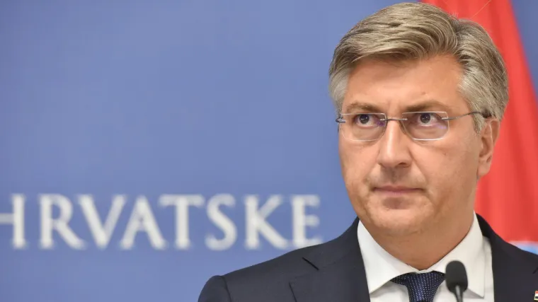 Plenković se žestoko okomio na Toma&scaron;evića i Možemo: 'Filipović je space shuttle za sve njih, pokosilo ga se mitraljezom'