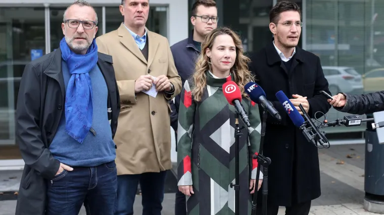 Mostovi zastupnici o zagrebačkoj gradskoj upravi: 'Obori gradskih poduzeća mijenjaju se brže nego što voze tramvaji'