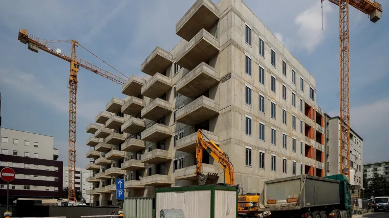 Stanovi u Zagrebu: Potražnja obara rekorde! Nova zgrada,  2000 kupaca na listi čekanja, a početna cijena je 5000 eura za kvadrat