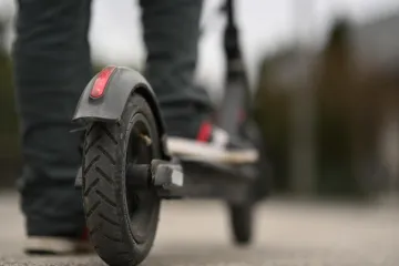 U Zagrebu prvi poginuli vozač električnog romobila: Zašto se odugovlači s promjenama zakona?