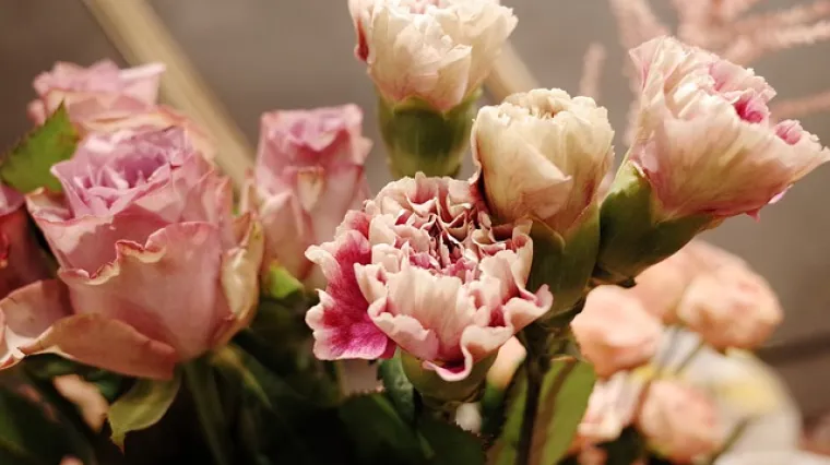 Poklonite savr&scaron;en kreativni poklon - poklonite flower box iz svoje radionice