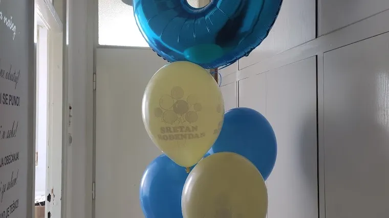 Kako napraviti girlandu od balona?