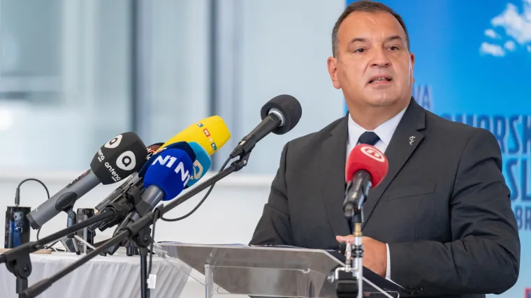 Jo&scaron; malo Bero&scaron;a o 27 danas umrlih od covida: 'Danas sam s premijerom komentirao, pa smo se čudili visokim brojkama'