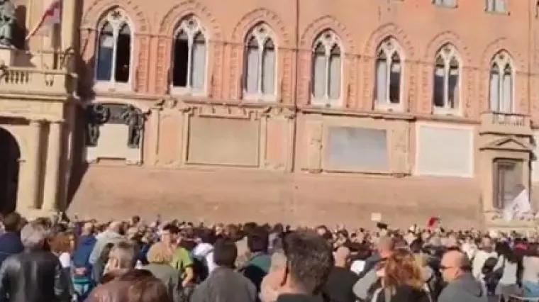 VIDEO U Italiji izbili prosvjedi zbog mjere koja pogađa 23 milijuna Talijana: 'Covid-potvrda diskriminira'