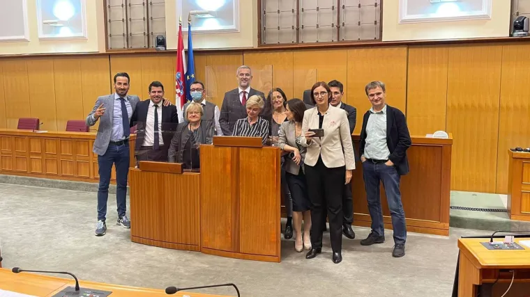 Ujedinjena oporba borbu nastavlja i danas: 'Ovo je ekipa koja je izdržala do odlaska posljednjeg HDZ-ovca'