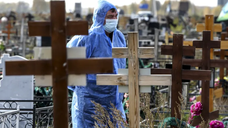 Rusija prvi put ima četveroznamenkasti broj umrlih od covida u 24 sata