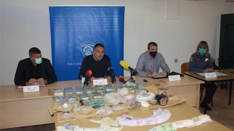Skoro 20 kg heroina i skoro 2 kg amfetamina, milijun kuna sve to zaplijenili su grupi dilera koju su totalno razbili