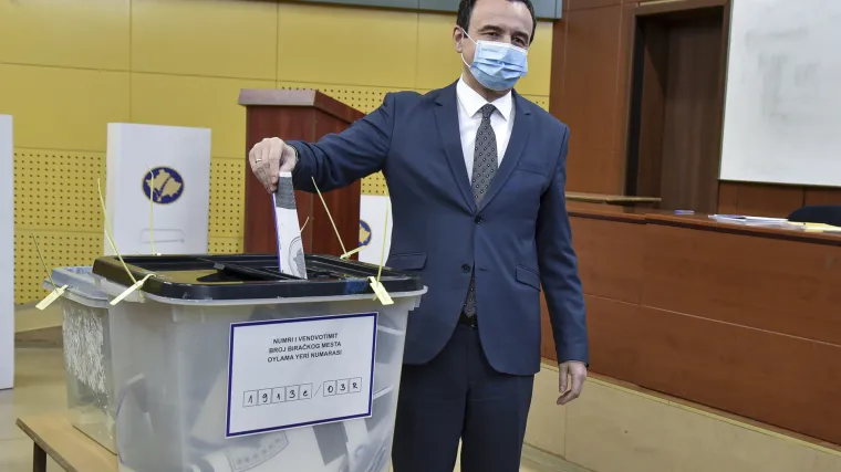 U jeku najvećih napetosti na Kosovu održani lokalni izbori: 'Danas, građani će odlučiti o tome tko će odlučivati'