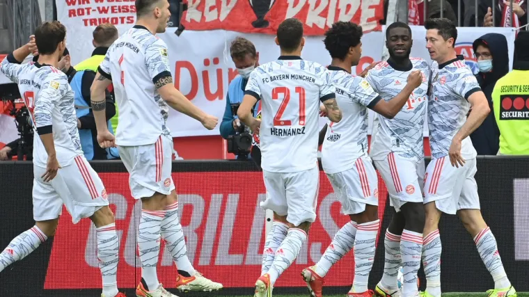 Bayern u prvih 37. minuta zabio pet golova i rije&scaron;io pitanje pobjednika