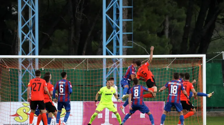 &Scaron;ibenik slavio u Dalmatinskom derbiju, Mina i Ćurić sru&scaron;ili Hajduk