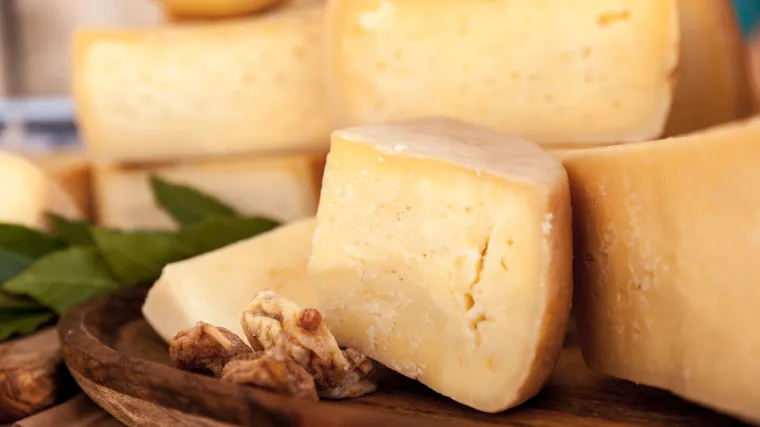 Val poskupljenja nije zaobi&scaron;ao ni sir. Cijene su porasle i do 20 posto: 'Morali smo ovo napraviti'