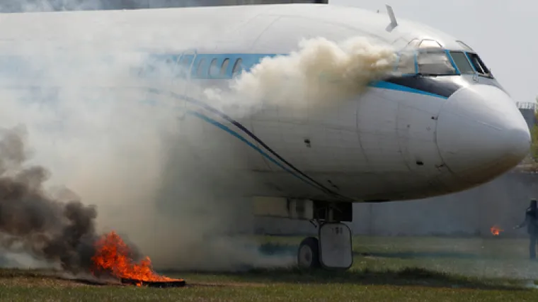 Sru&scaron;io se zrakoplov s 21 putnikom u Teksasu: Zapalio se i potpuno izgorio