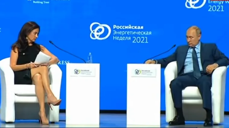 Putina optužili za seksizam, iz Rusije tvrde: 'Voditeljica se utegnula, do&scaron;la bez čarapa i namazala noge uljem'