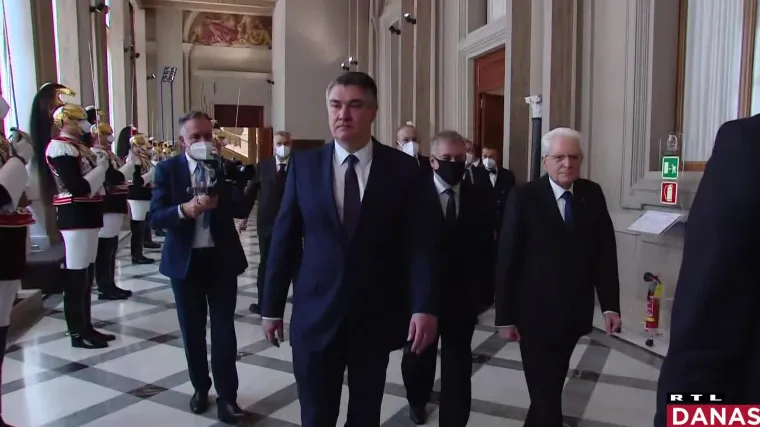 Predsjednik u Rimu, premijer u Bruxellesu, pa su ipak na&scaron;li vremena svađati se kome je u glavu udarilo jugo, kome &scaron;iroko