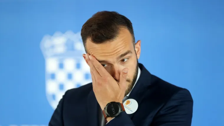 Ministar Aladrović ima koronu: 'U kontaktu sam s liječnicima i epidemiolozima, osjećam se dobro'