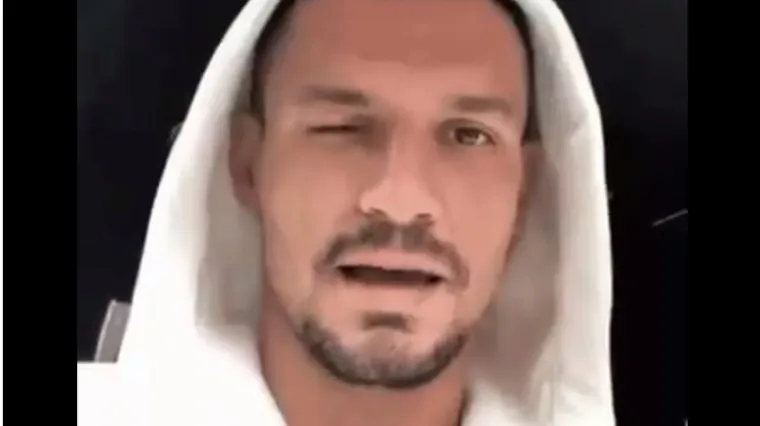 Lovren bacio navijače Liverpoola u trans, Vatreni se sprdao s Manchester Unitedom i odu&scaron;evio: 'Najbolji si. Nedostaje&scaron; nam...'