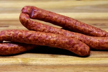 Kako očistiti plijesan sa kobasica?