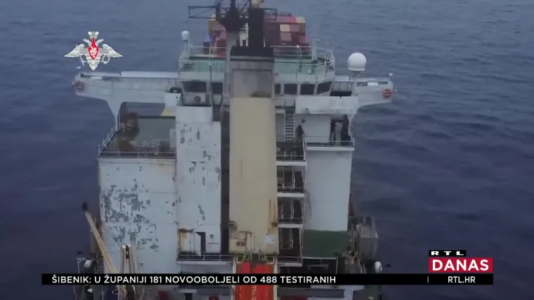 Ruski specijalci dobili su dojavu da su pirati upali na kontejnerski brod, da ga otimaju: Odmah su poslali helikopter