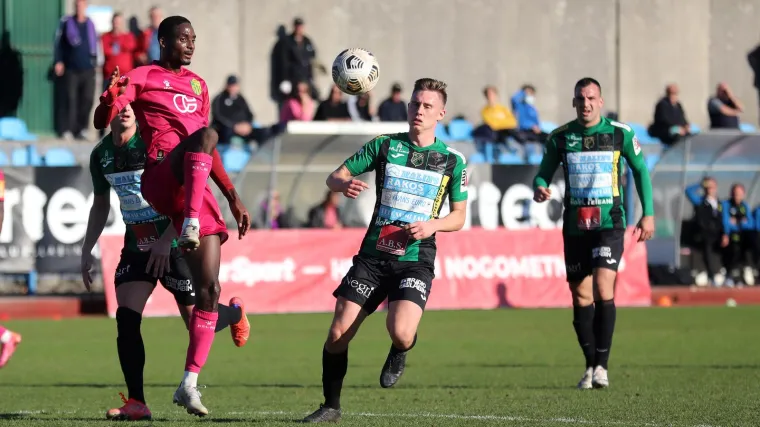 Istra slavila u lokalnom derbiju i u&scaron;la u četvrtfinale, Serder Serderov zabio za prolazak