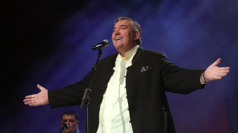 Prije osam godina napustio nas je čuveni Vinko Coce, ali ove kultne pjesme pjevat će se vječno