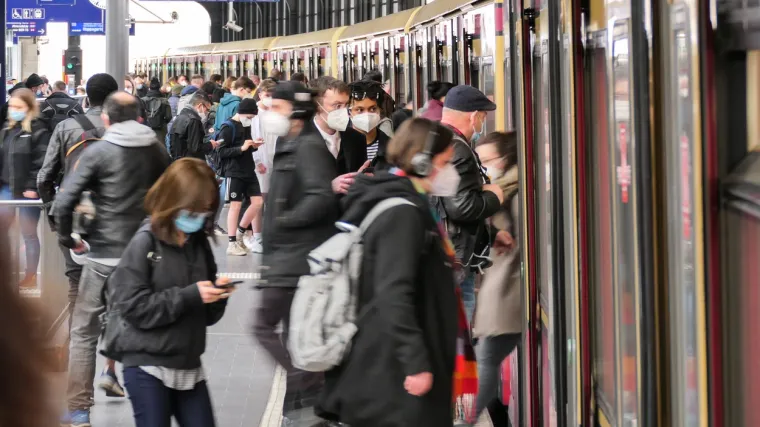 U Hrvatima bliskoj europskoj zemlji rađa se jedna nova ideja: Lockdown, ali samo za necijepljene?