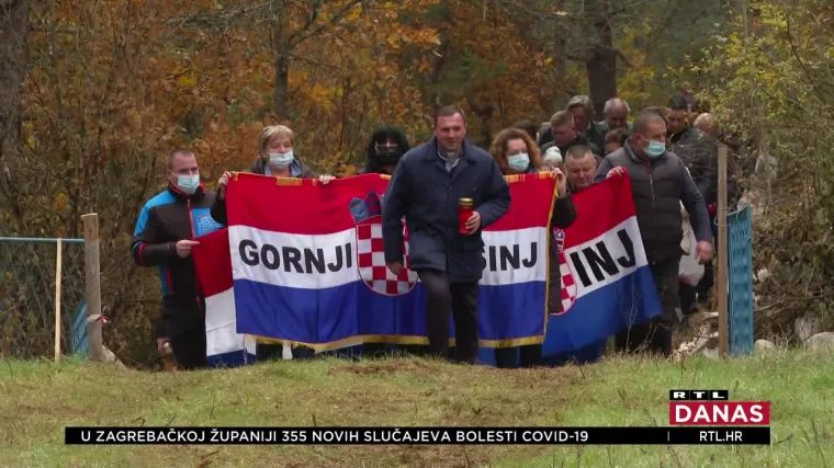 Mještani Kosinja negoduju zbog  iskopavanja groblja bagerima: 'Ovo je čista devastacija'
