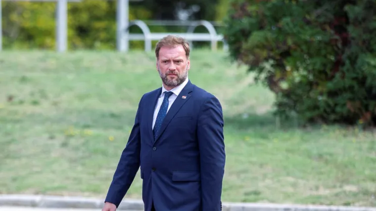 Ured predsjednika: &lsquo;Banožić laže kroz MORH i ni&scaron;ta mu nije sveto&rsquo;. Hranj: &lsquo;Pona&scaron;a se neprimjereno&rsquo;