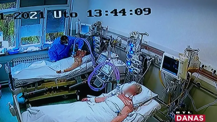 Izvana zgrada od tri kata, zvuk monitora i čuje se jaki ka&scaron;alj. A unutra... Bili smo na intenzivnom covid odjelu