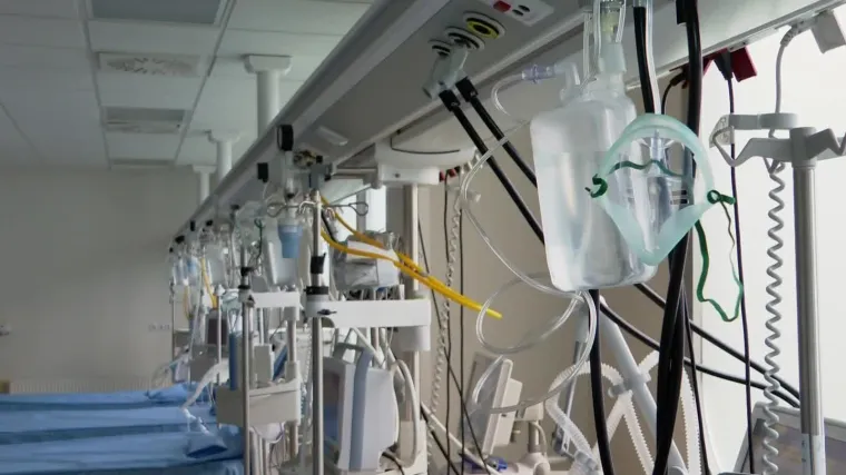 Stanje u KBC-u Split je alarmantno. Nema osoblja, respiratora: 'Hitni bolesnici i oni s malginim bolestima bit će zbrinuti'