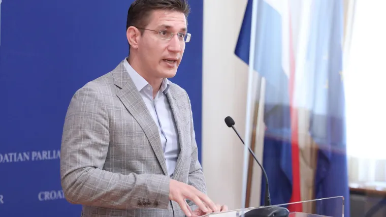 Most: Toma&scaron;ević je s ukidanjem mjere roditelj odgajatelj, uz pomoć rupa u zakonu, izigrao pravni sustav