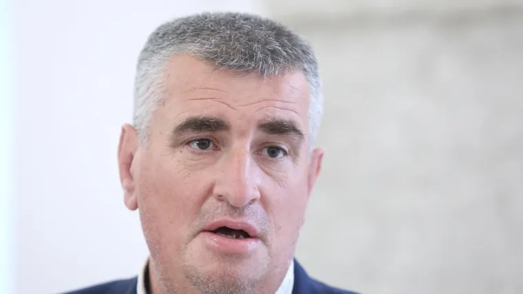 'Obilježavaju necijepljene kao &scaron;to se u nacizmu obilježavalo Židove'