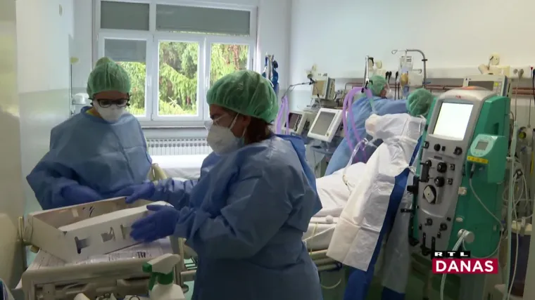 Tu je majka spojena na respirator nakon poroda, bebu nije stigla niti poljubiti. Donosimo brojke rizika za trudnice