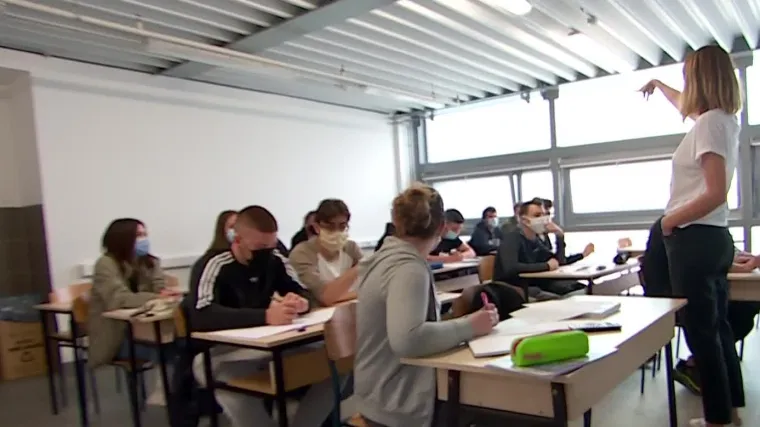 Sutra se većina učenika vraća u &scaron;kole, ne svi. RTL doznaje - vi&scaron;e ih je sad oboljelih od covida nego prije praznika