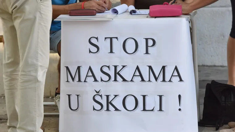 Vjeroučitelj se požalio: 'Ravnateljica me potjerala jer nemam masku. Rečeno mi je da ne mogu ostati u &scaron;koli. Eto, počelo je'