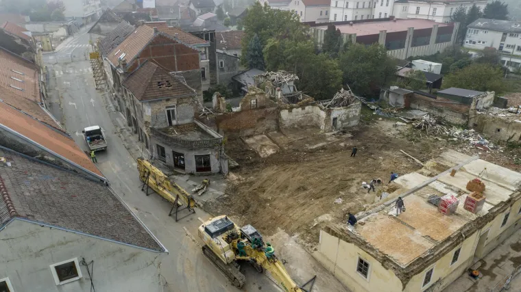 U obnovi na Banovini već se raskidaju ugovori s tvrtkama: Podnijete i prve kaznene prijave?