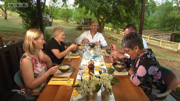 Jo&scaron; jedna besprijekorna večera u ličkom tjednu: 'Svaka čast, domaćine!'