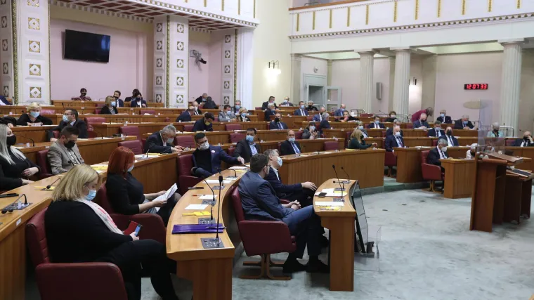 Rasprava o rebalansu proračuna: Od svih amandmana Vlada prihvatila samo jedan - HDZ-ov