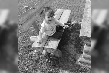 Rutinska operacija završila kobno: Djevojčica (2) se nije probudila iz kome, operirala ju je liječnica bez licence