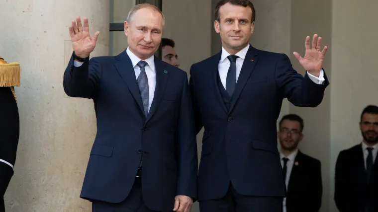 Macron i Putin složni da je potrebno smiriti migrantsku krizu na poljsko-bjeloruskoj granici
